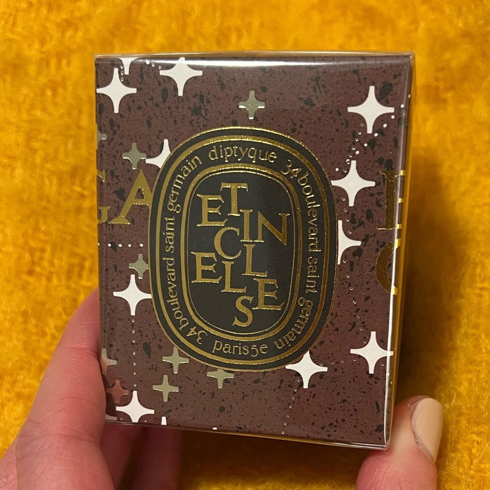 NWT 2.4 oz Diptyque Etincelles Candle